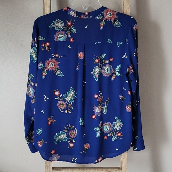 Express Long Sleeve Blouse - Picture 2 of 4